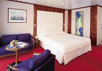 Luxurious Cruises Radisson Seven Seas Cruises, Radisson Paul Gauguin